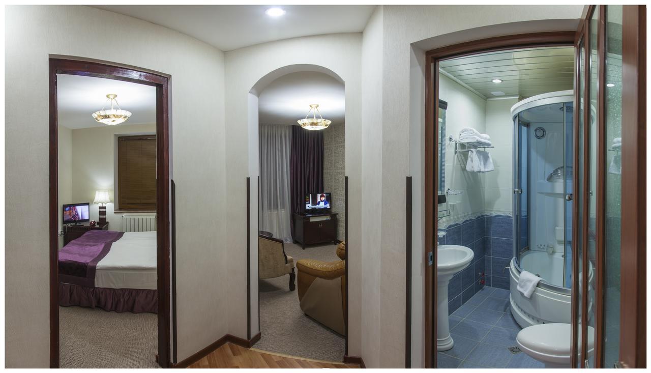 Hotel Victoria באקוריאני מראה חיצוני תמונה